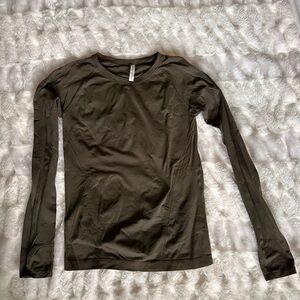 Athleta Olive Green Long Sleeve Performance Tee size small